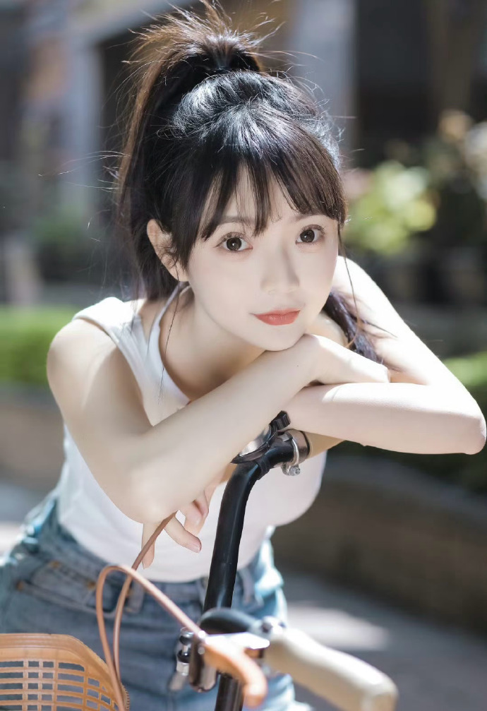 春光乍泄